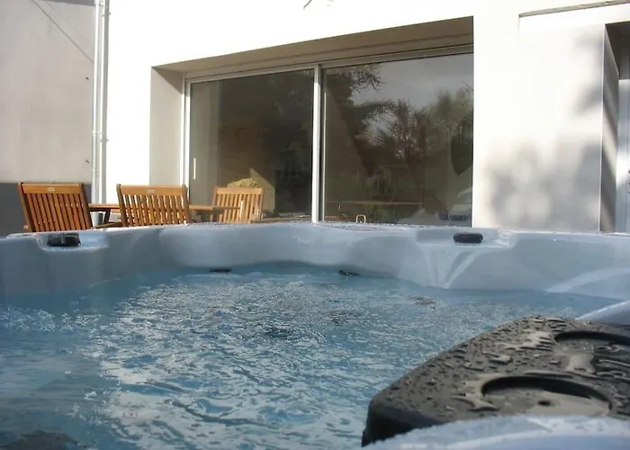 Hébergement de vacances Le *